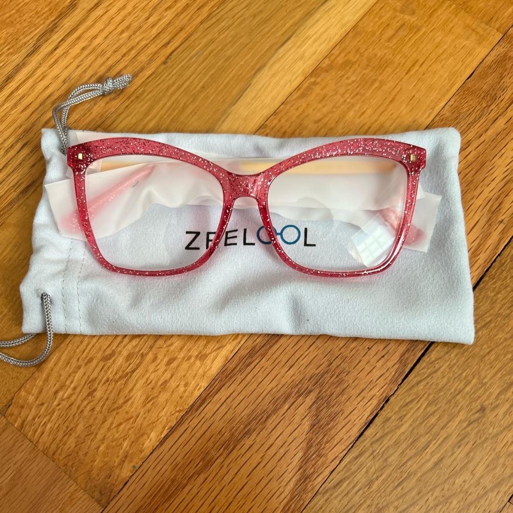 New. Zeelool -Isaebella Glasses.  Non-prescription. Bright Pink